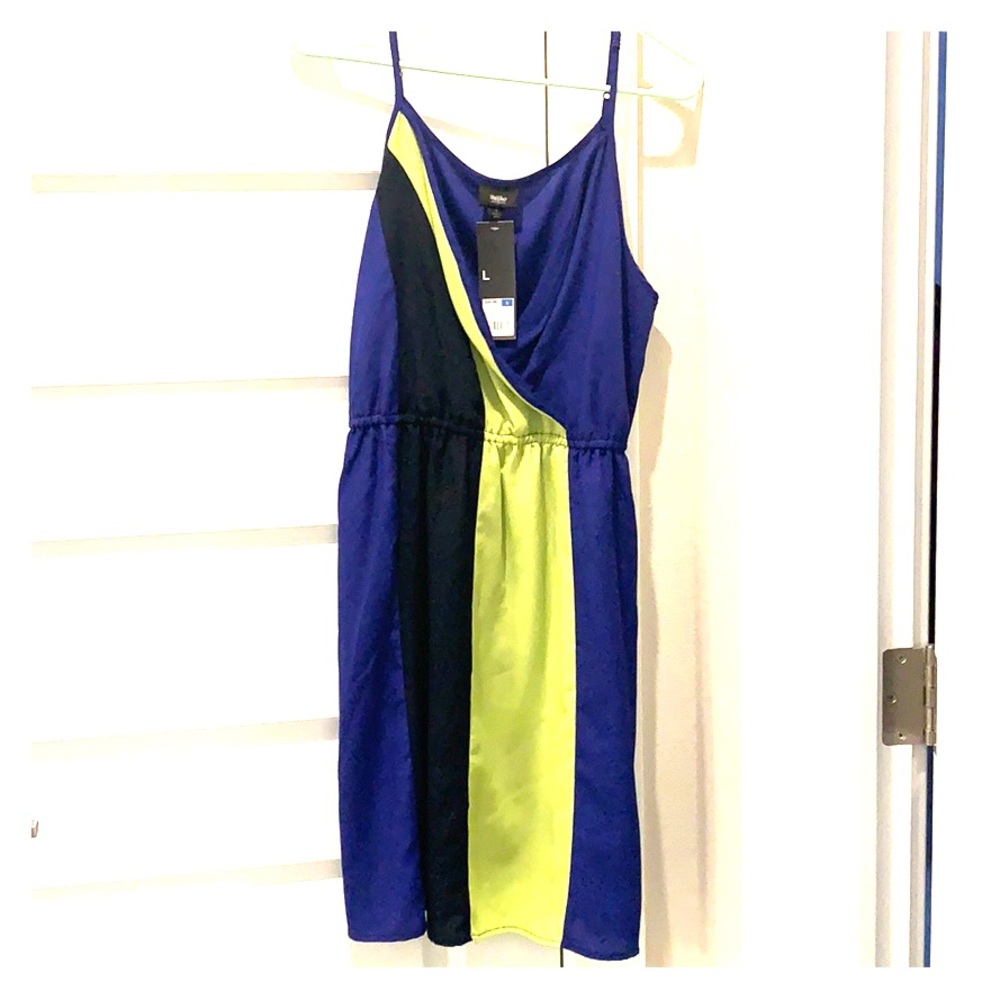 Mission VNeck Dress L